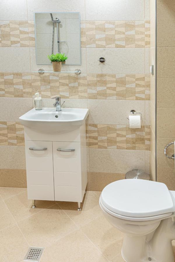 Gladstone Suites พลอฟดิฟ ภายนอก รูปภาพ